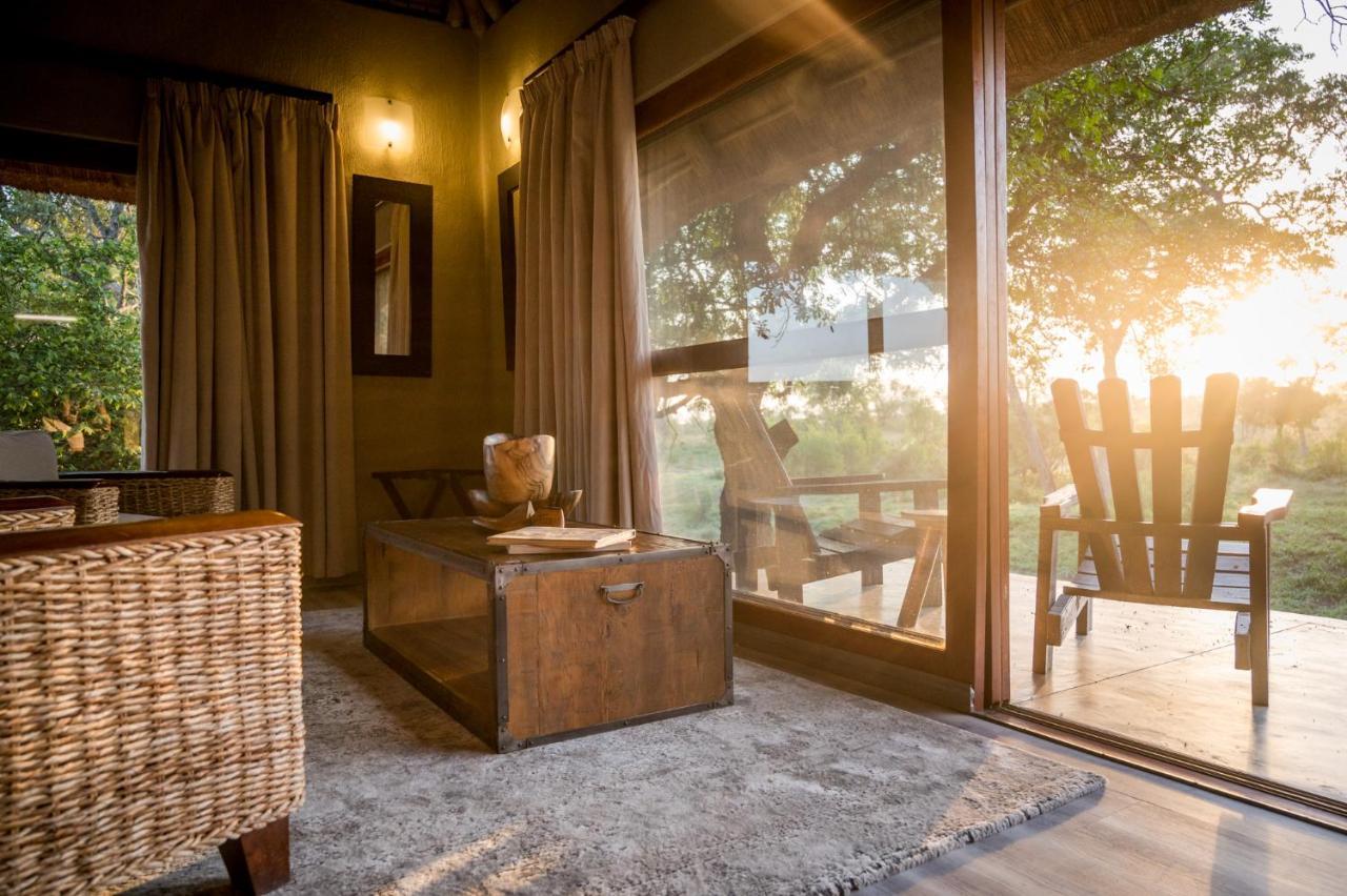 Kambaku River Sands Timbavati Game Reserve Exterior photo